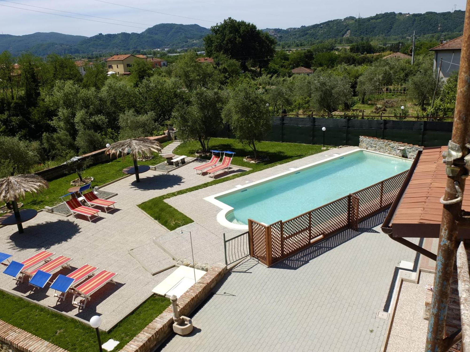 La Fonda Casa Vacanze-Appartamenti Con Piscina Santo Stefano di Magra Exterior foto