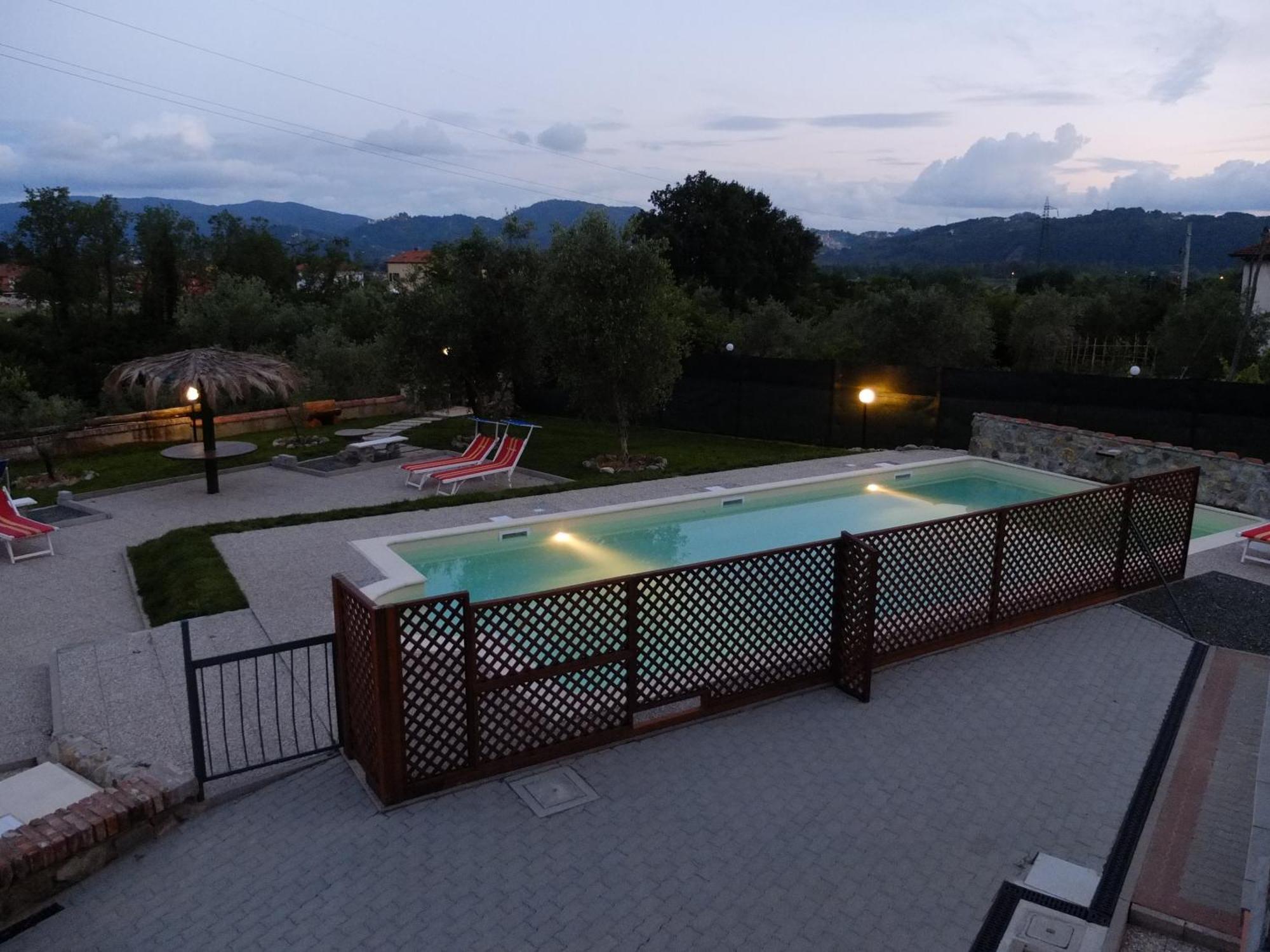 La Fonda Casa Vacanze-Appartamenti Con Piscina Santo Stefano di Magra Exterior foto