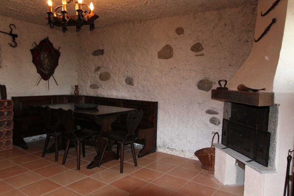 La Fonda Casa Vacanze-Appartamenti Con Piscina Santo Stefano di Magra Exterior foto
